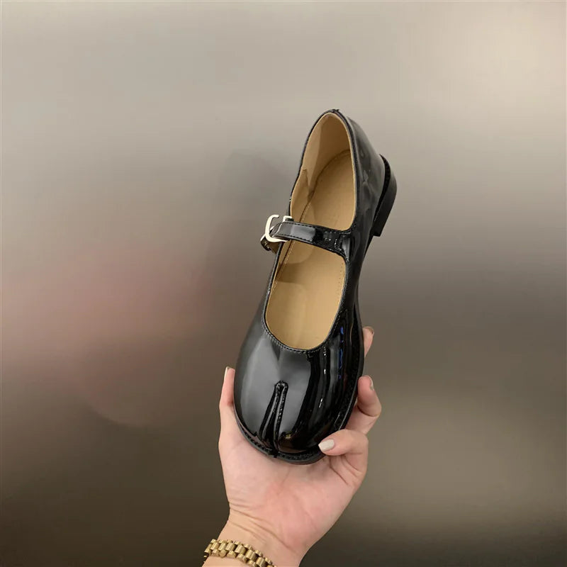 Retro Square Toe Mary Jane Pumps