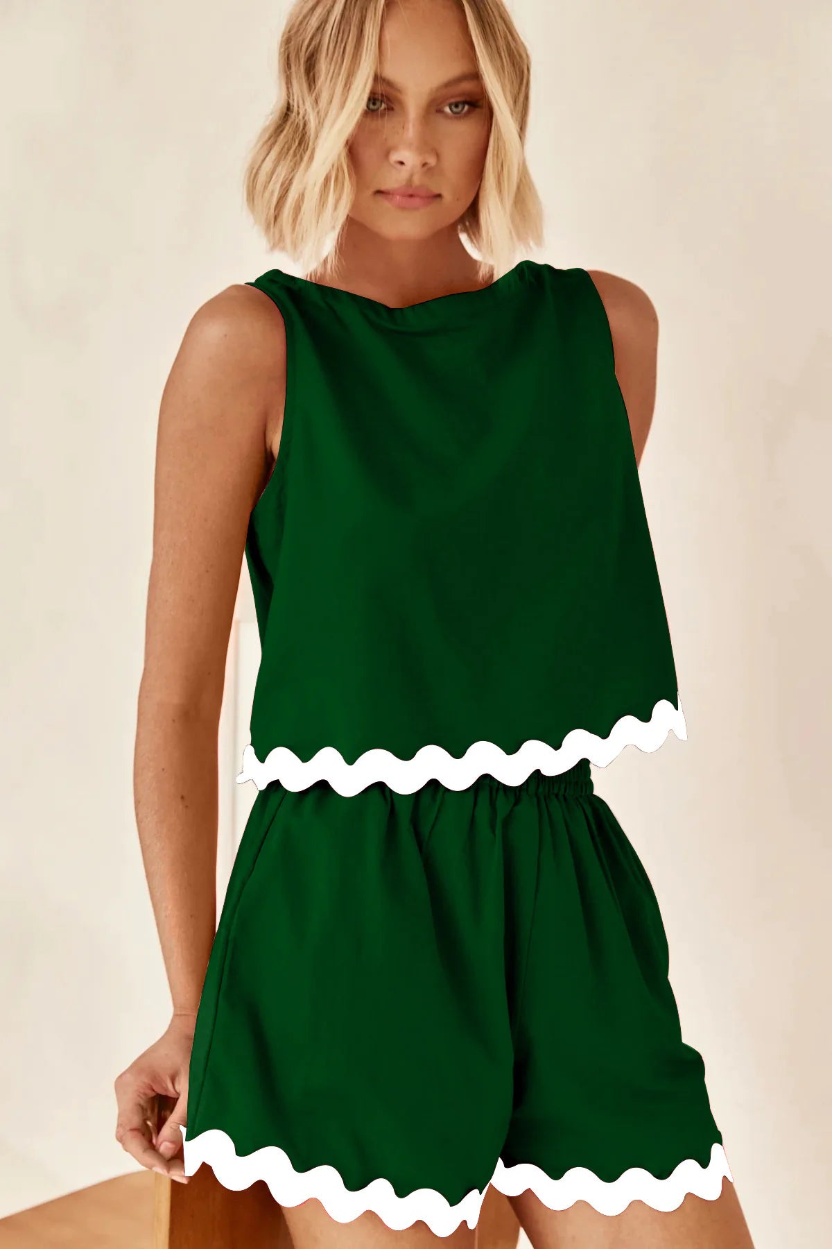 Sleeveless Shorts Suit