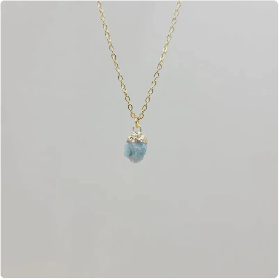 Natural Crystal Pendant Necklace with Stainless Steel Chain