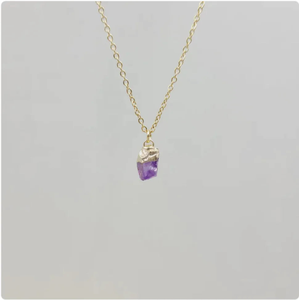 Natural Crystal Pendant Necklace with Stainless Steel Chain